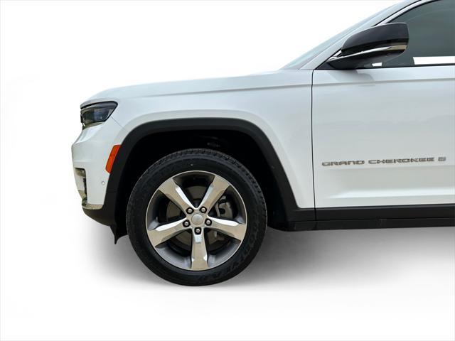 used 2021 Jeep Grand Cherokee L car, priced at $33,900