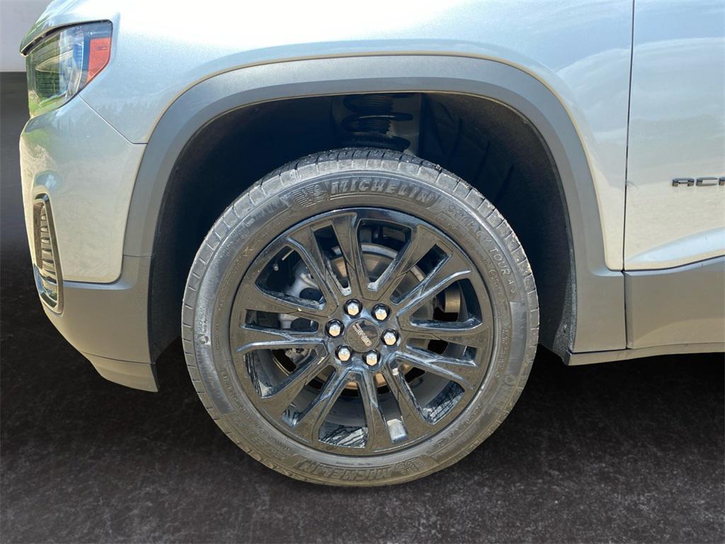 used 2023 GMC Acadia car, priced at $33,152