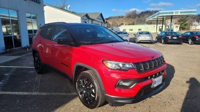 new 2024 Jeep Compass car, priced at $35,900