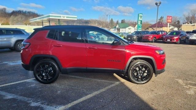 new 2024 Jeep Compass car, priced at $35,900