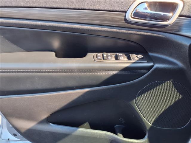 used 2020 Jeep Grand Cherokee car, priced at $25,995