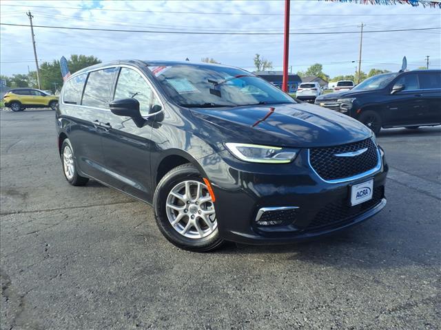 used 2023 Chrysler Pacifica car, priced at $24,477