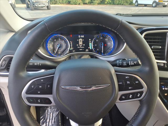 used 2023 Chrysler Pacifica car, priced at $24,477