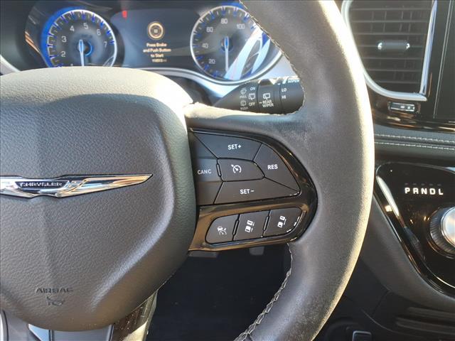 used 2023 Chrysler Pacifica car, priced at $17,995