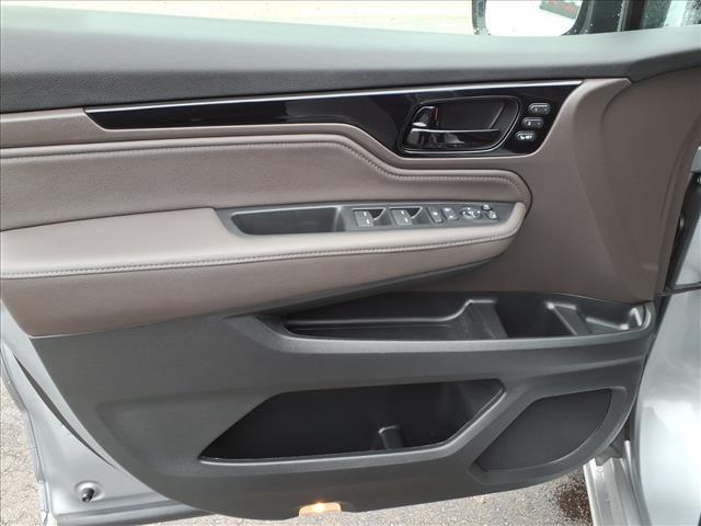 used 2024 Honda Odyssey car, priced at $41,995