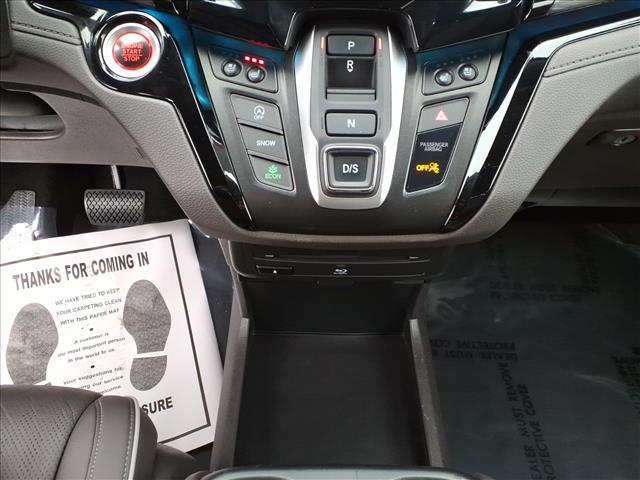 used 2024 Honda Odyssey car, priced at $41,995
