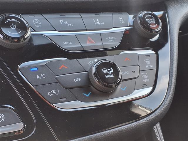 used 2024 Chrysler Pacifica car, priced at $41,977