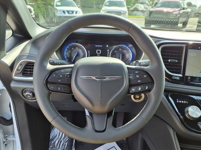 used 2024 Chrysler Pacifica car, priced at $41,977