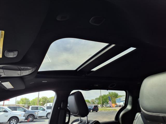 used 2024 Chrysler Pacifica car, priced at $41,977