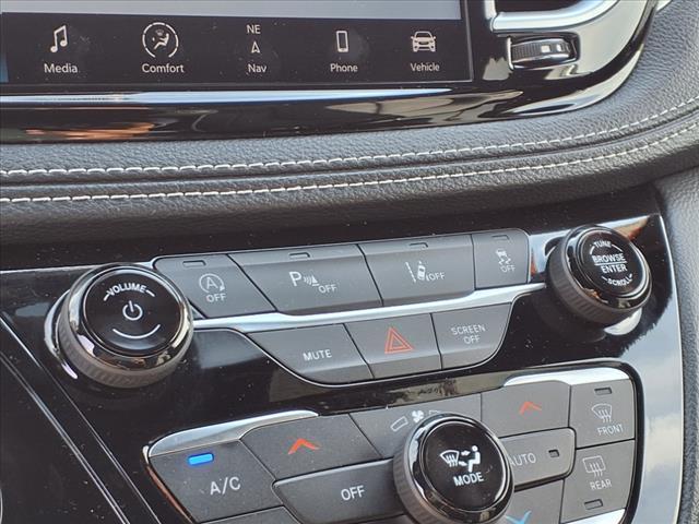 used 2024 Chrysler Pacifica car, priced at $41,977