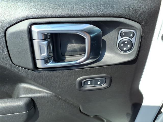 new 2025 Jeep Wrangler car