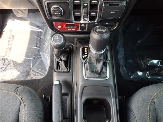 new 2025 Jeep Wrangler car