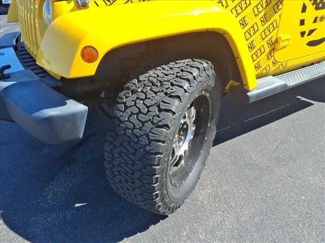 used 2015 Jeep Wrangler Unlimited car, priced at $15,995