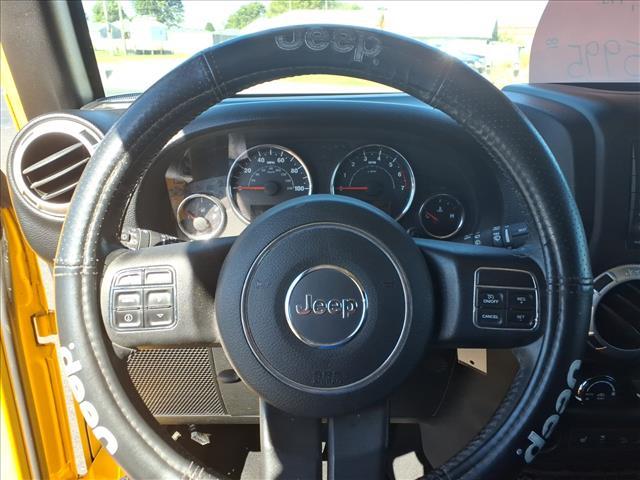 used 2015 Jeep Wrangler Unlimited car, priced at $15,995