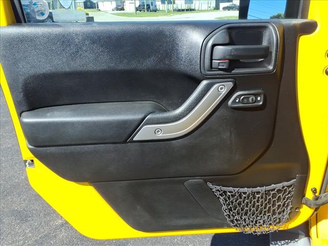 used 2015 Jeep Wrangler Unlimited car, priced at $15,995