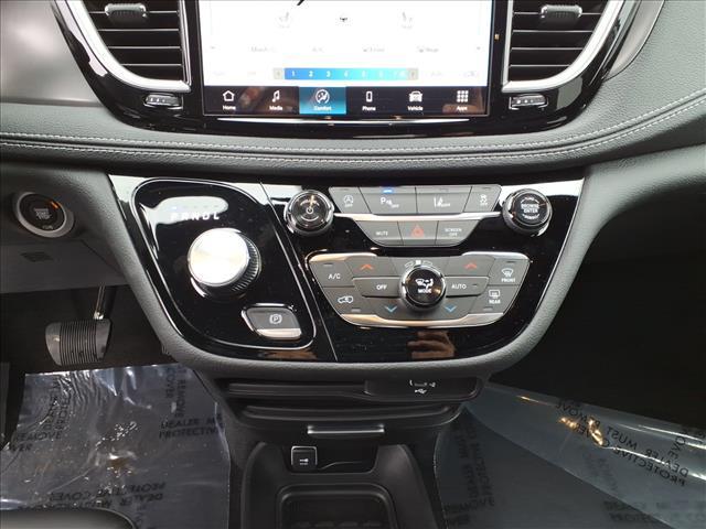 new 2026 Chrysler Pacifica car