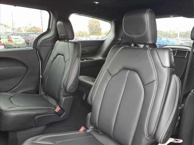 new 2026 Chrysler Pacifica car