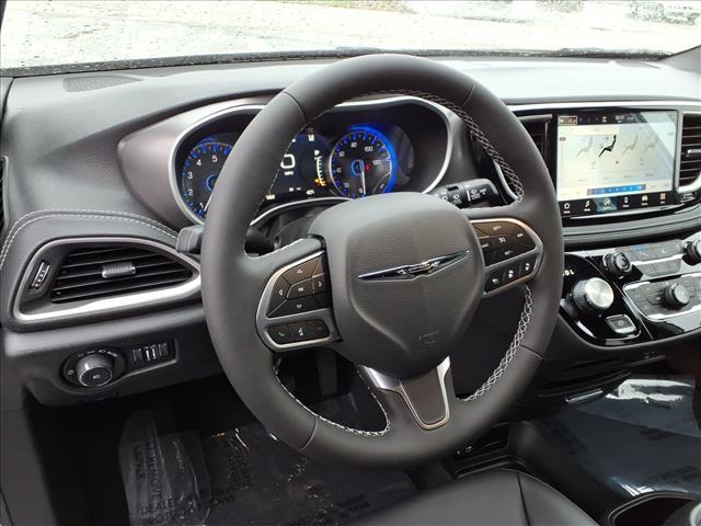 new 2026 Chrysler Pacifica car