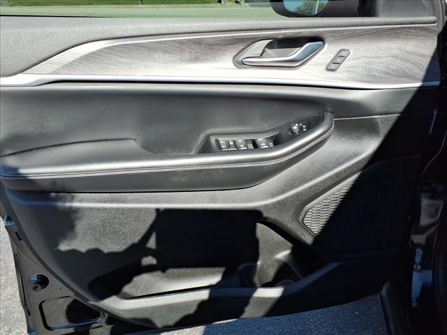 used 2023 Jeep Grand Cherokee car, priced at $33,995