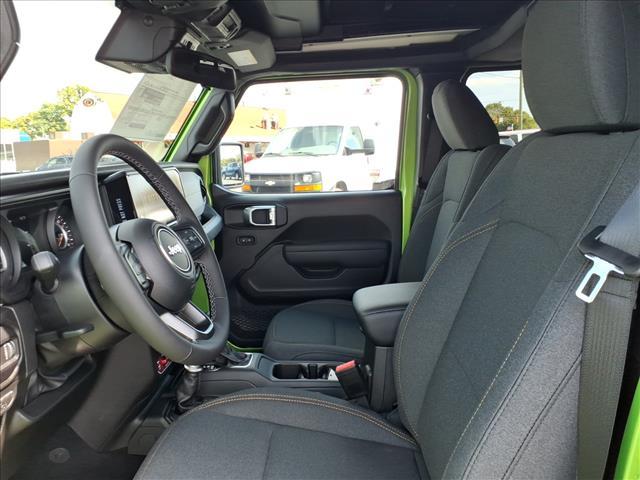 new 2025 Jeep Wrangler car