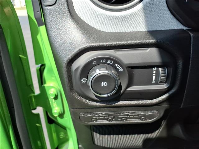 new 2025 Jeep Wrangler car