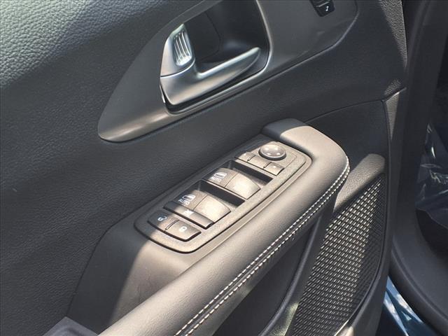 new 2025 Chrysler Pacifica car