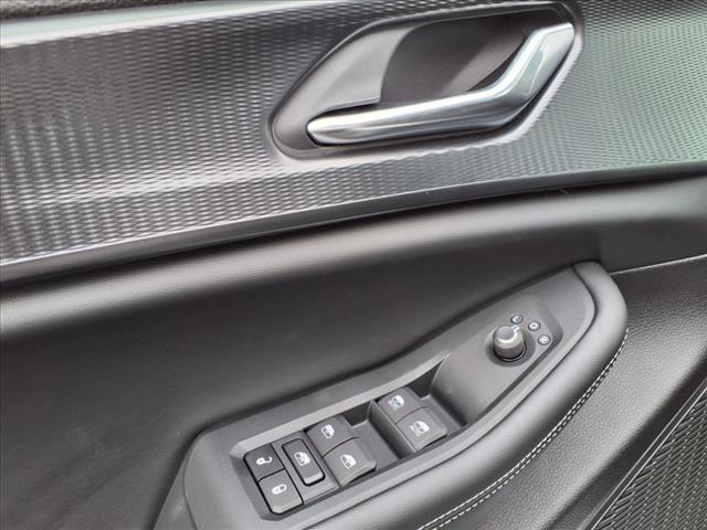 new 2025 Jeep Grand Cherokee L car