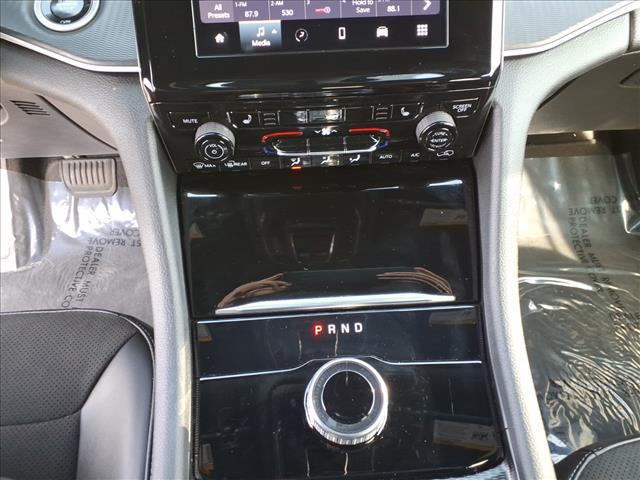 used 2024 Jeep Grand Cherokee car, priced at $35,995