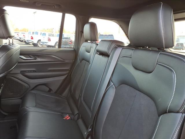 used 2024 Jeep Grand Cherokee car, priced at $35,995