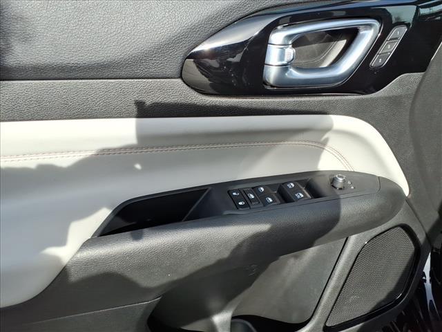 used 2024 Jeep Compass car, priced at $26,995