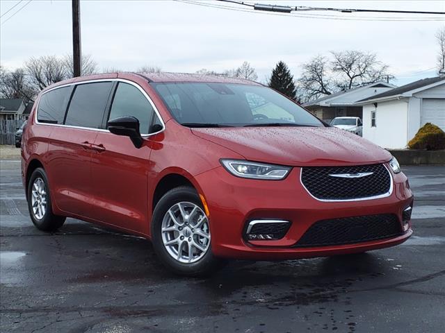 new 2025 Chrysler Pacifica car