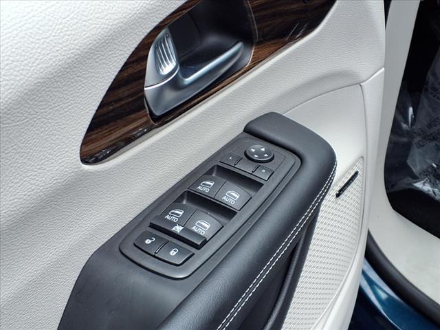 used 2022 Chrysler Pacifica car, priced at $34,995