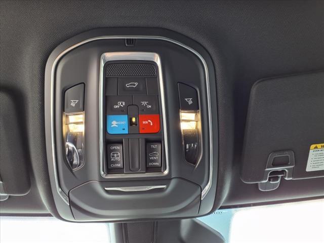 new 2025 Jeep Grand Cherokee car