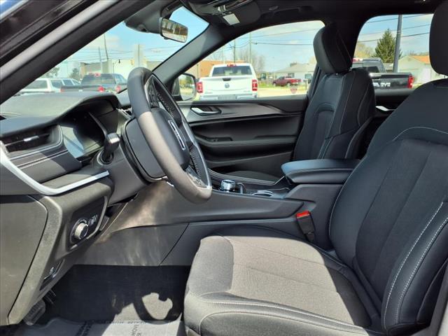 new 2025 Jeep Grand Cherokee car