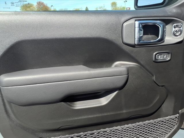 new 2025 Jeep Gladiator car