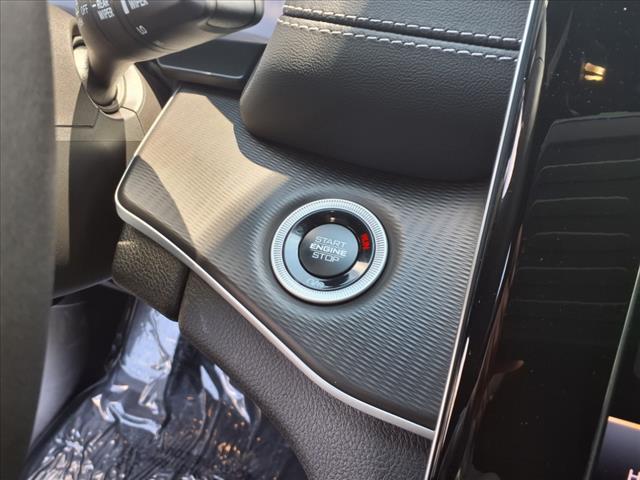 new 2025 Jeep Grand Cherokee L car