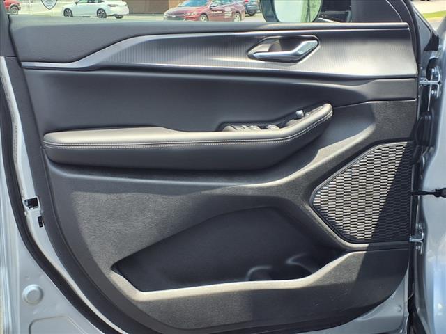new 2025 Jeep Grand Cherokee L car
