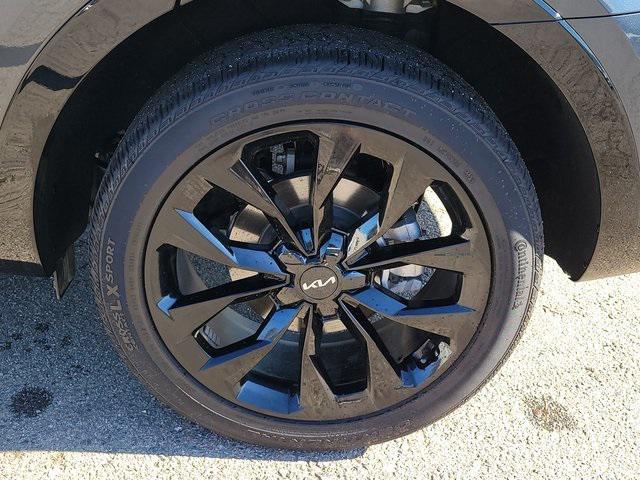 used 2023 Kia Sorento car, priced at $34,174