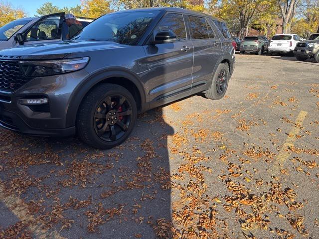 used 2022 Ford Explorer car, priced at $43,674