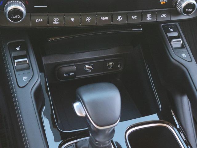used 2024 Kia Telluride car, priced at $38,174