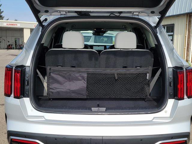 used 2023 Kia Sorento Hybrid car, priced at $30,674
