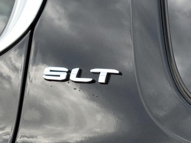 used 2023 GMC Acadia car, priced at $27,174