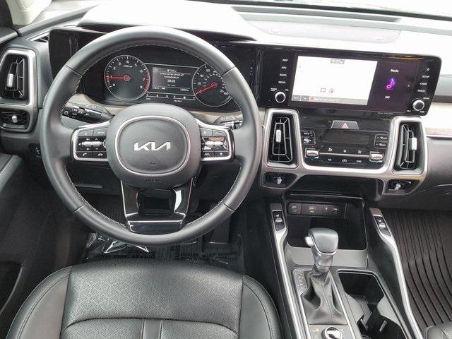 used 2023 Kia Sorento car, priced at $32,674