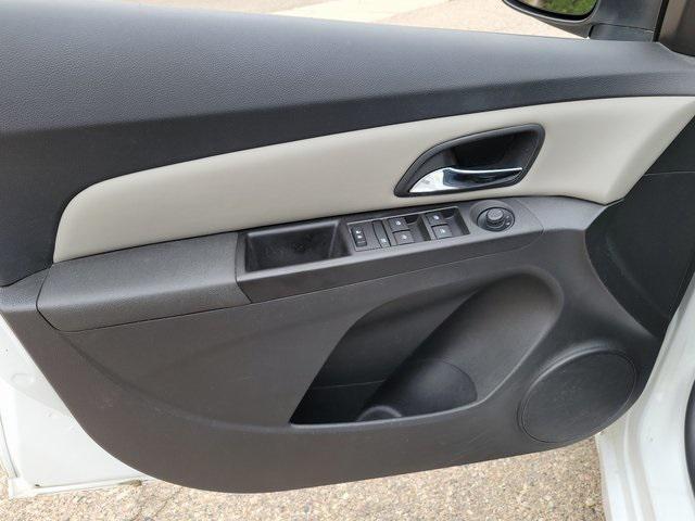 used 2015 Chevrolet Cruze car, priced at $7,674