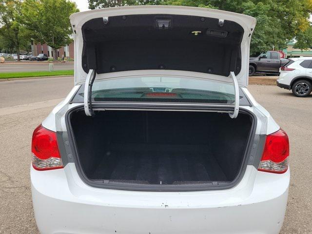 used 2015 Chevrolet Cruze car, priced at $7,674