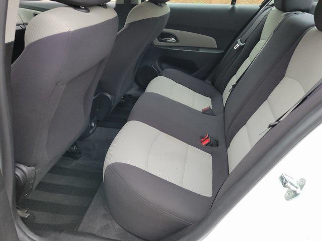 used 2015 Chevrolet Cruze car, priced at $7,674
