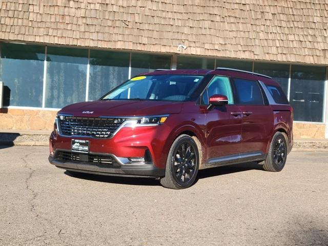 used 2023 Kia Carnival car, priced at $37,674