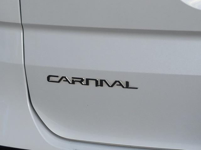 used 2023 Kia Carnival car, priced at $26,674