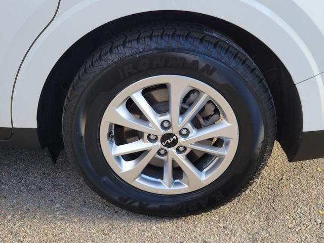 used 2023 Kia Carnival car, priced at $26,674