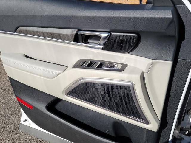 used 2024 Kia Telluride car, priced at $38,674